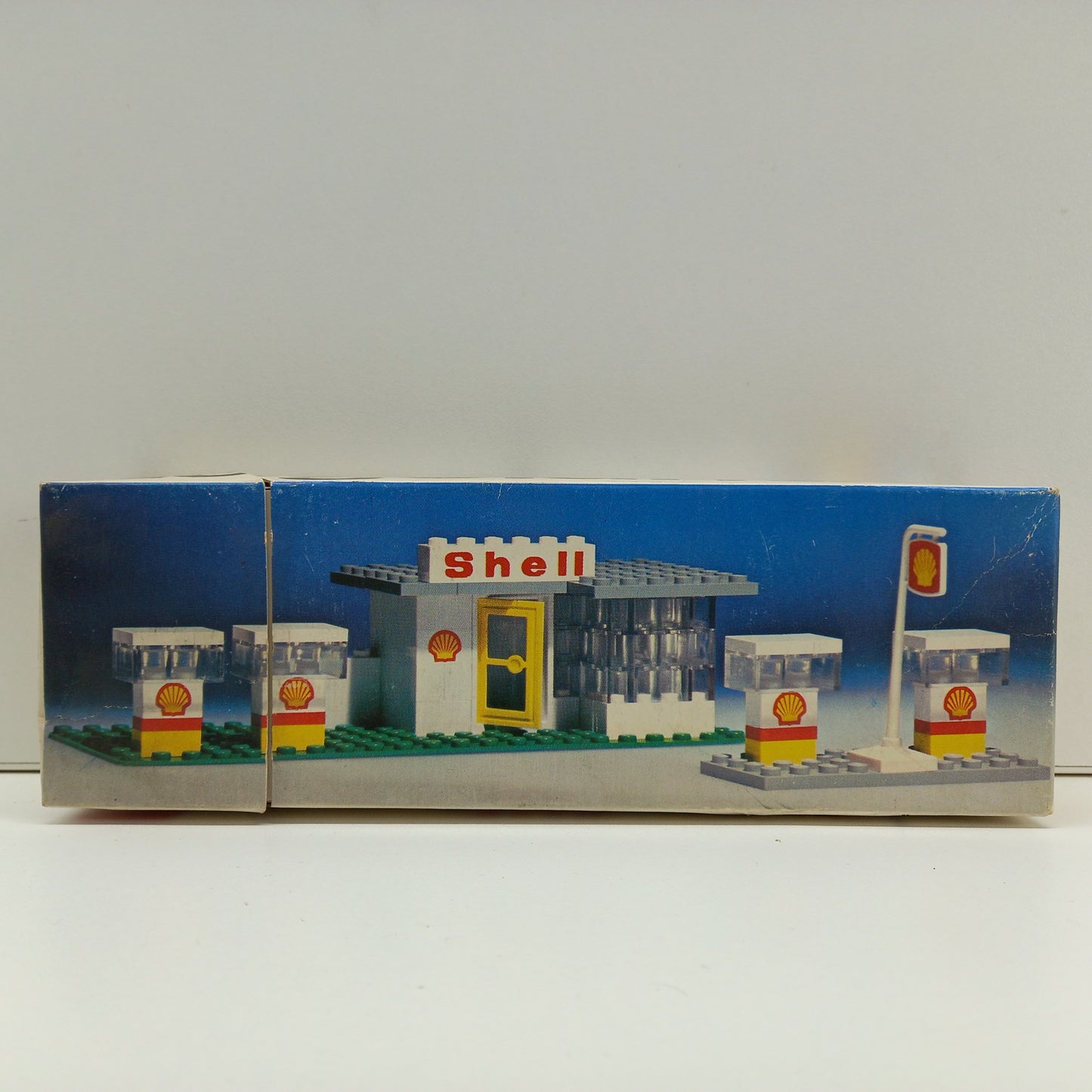 Retro Lego: Shell Station, 690, 1974