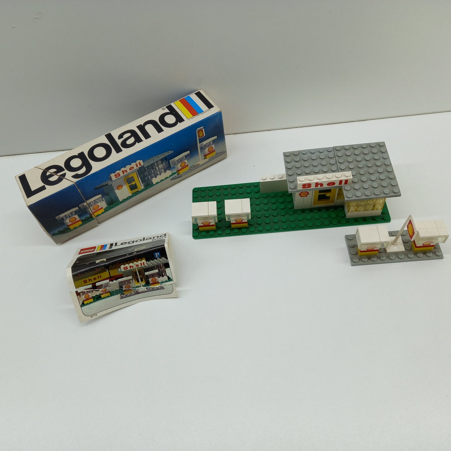 Retro Lego: Shell Station, 690, 1974