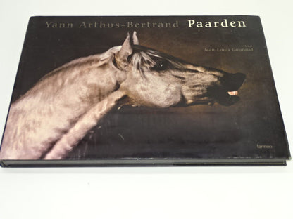 Boek, Paarden: Yann Arthus-Bertrand, 2004