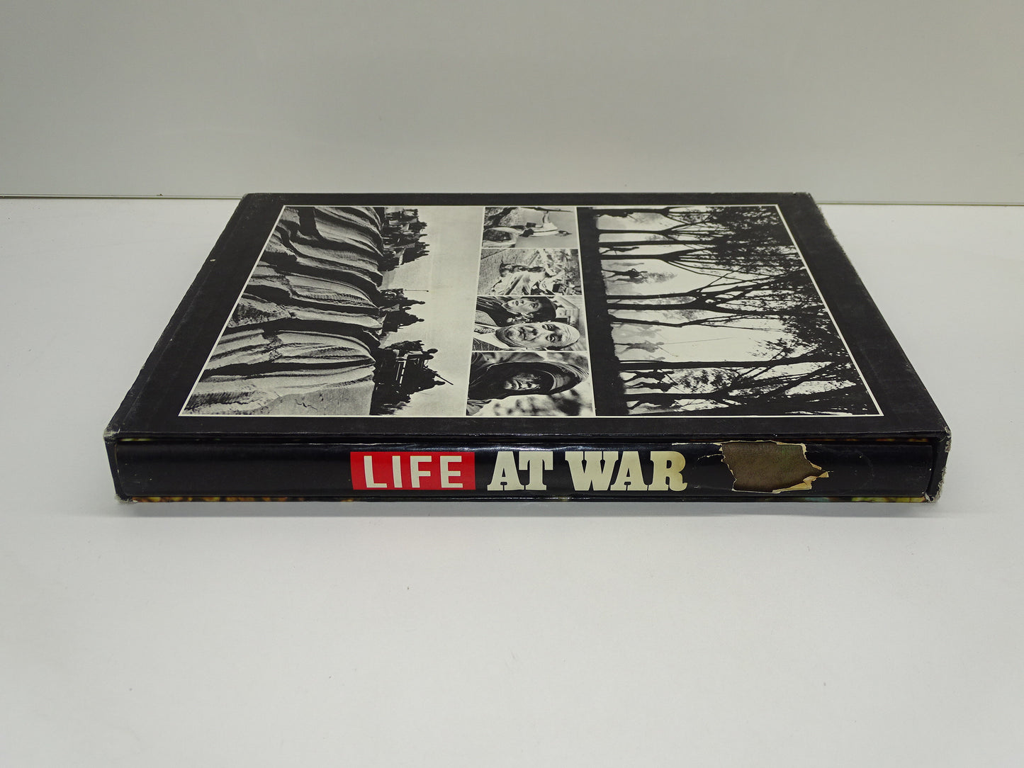 Boek: Life At War, 1981