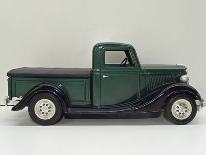 Schaalmodel: Ford V8 1958, Pick Up Truck, Solido