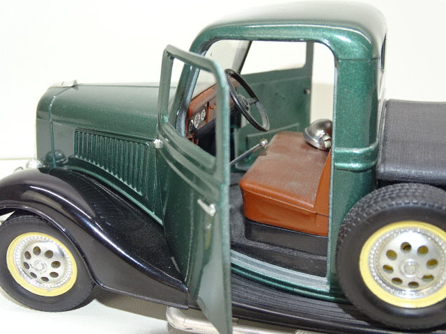 Schaalmodel: Ford V8 1958, Pick Up Truck, Solido