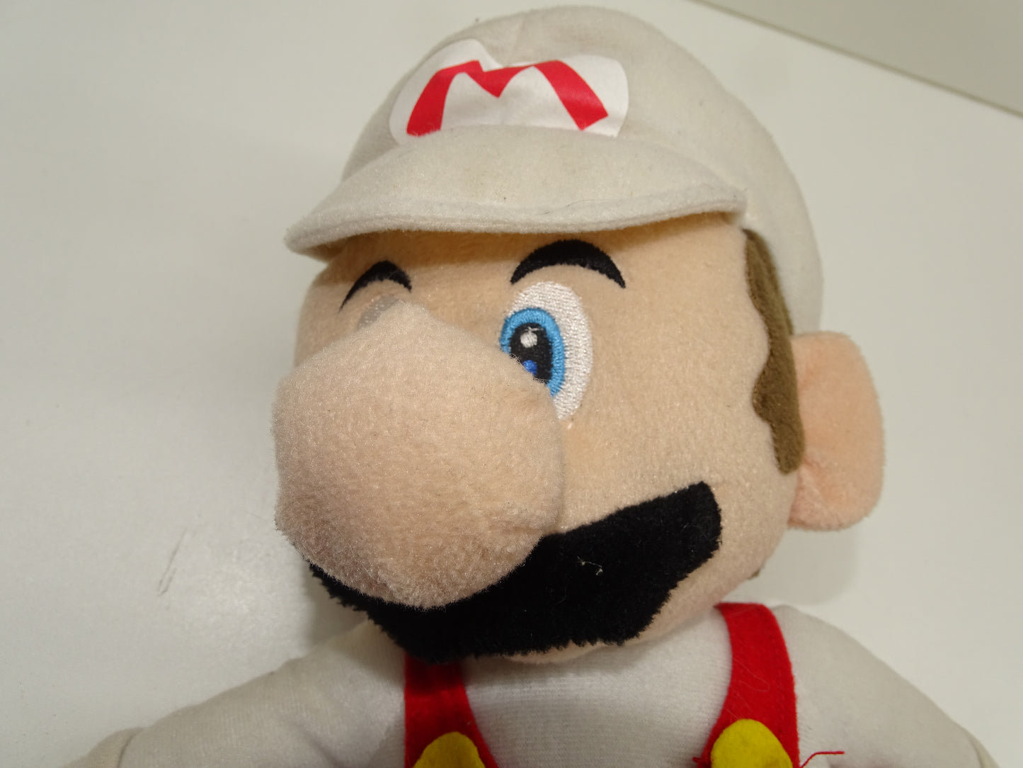 Knuffel / Pop: Super Mario, Fire Mario, Nintendo 2011