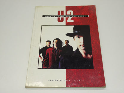 Boek: U2, Three Chords And The Truth, 1990