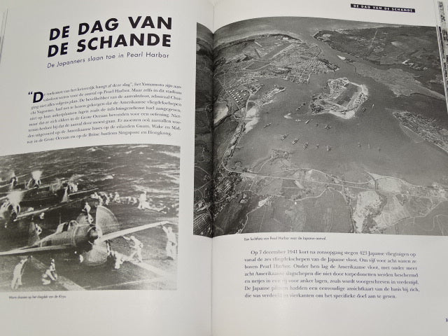 Boek: De Tweede Wereldoorlog In Foto's, 1998