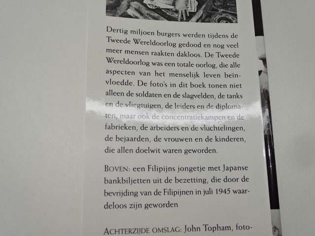 Boek: De Tweede Wereldoorlog In Foto's, 1998