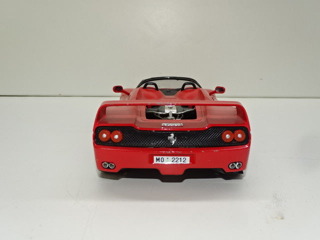 Schaalmodel: Ferrari F50, Bburago