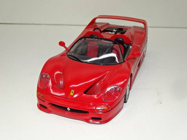 Schaalmodel: Ferrari F50, Bburago