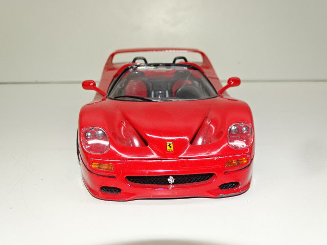 Schaalmodel: Ferrari F50, Bburago