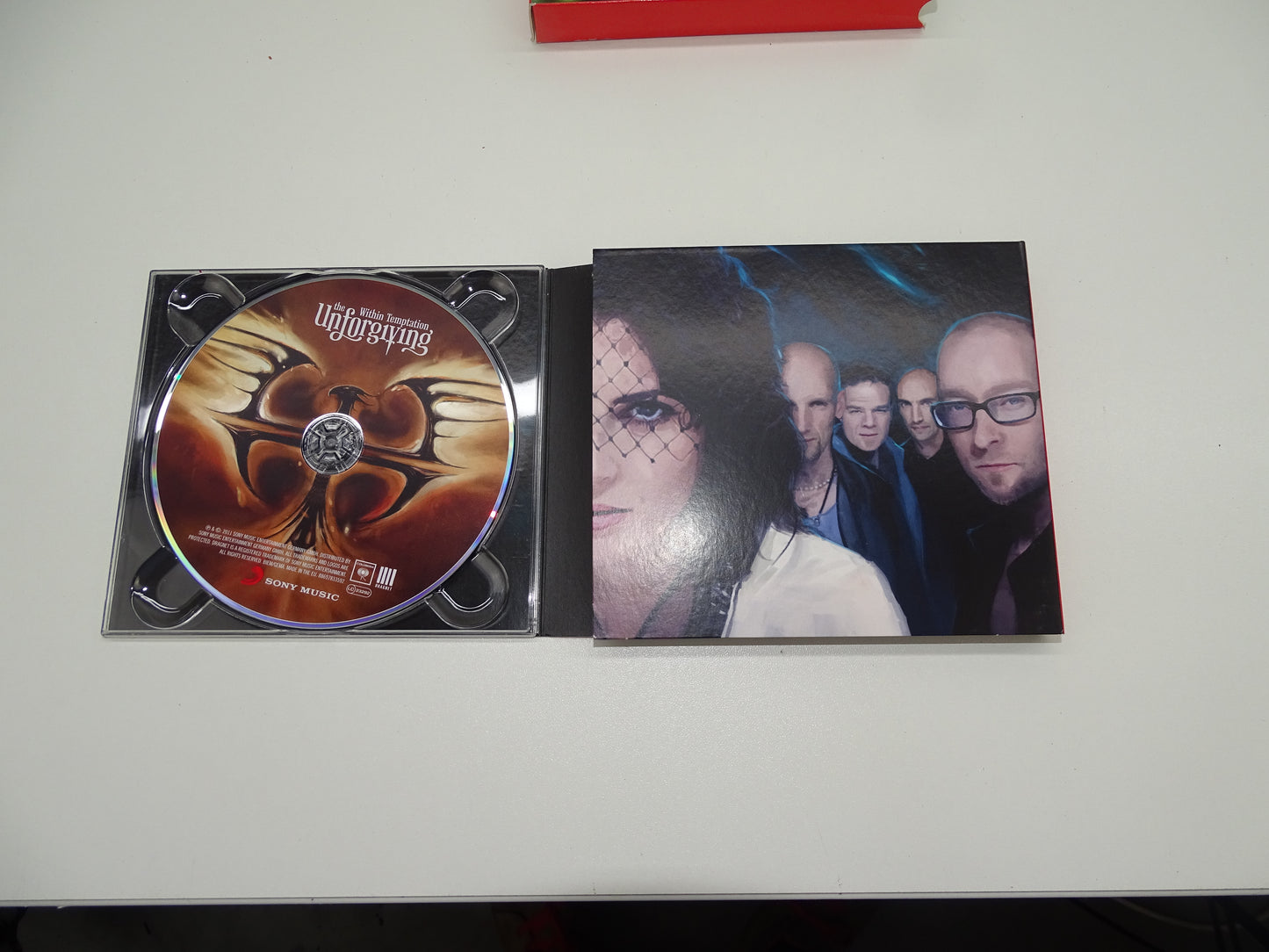 CD + DVD, Within Temptation: The Unforgiving, 2011