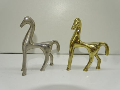 2 Moderne Paarden: Tin En Messing