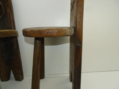 2 Stoelen: Handgesneden, Vol Hout