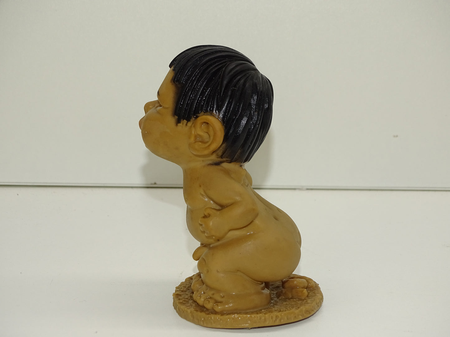 Naakte Pop: Joimy, Caganer, Rubber