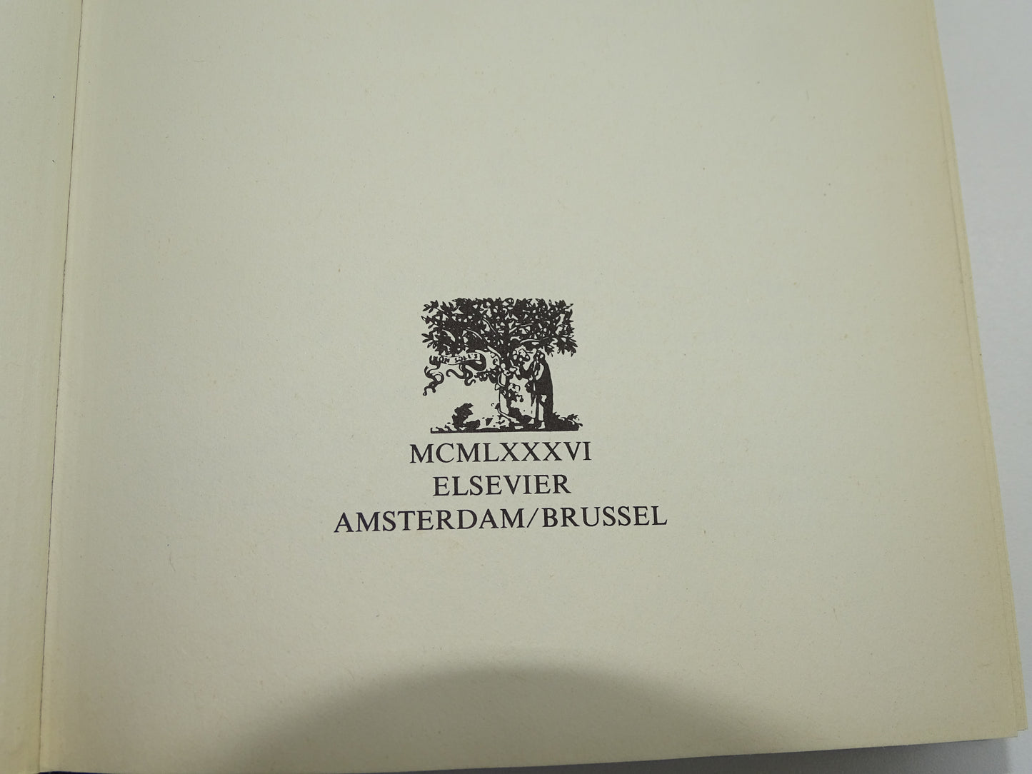 Boek: Vrouwen Achter De Frontlijn, 1986