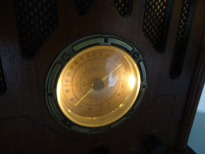 Radio Naar U.S.A Model uit 1934