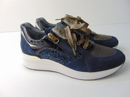 Sneakers: Nero Giardini