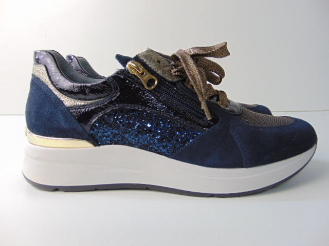 Sneakers: Nero Giardini