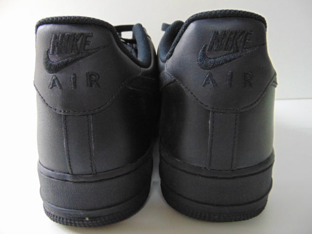 Sneakers + Doos: Nike, Air Force 1