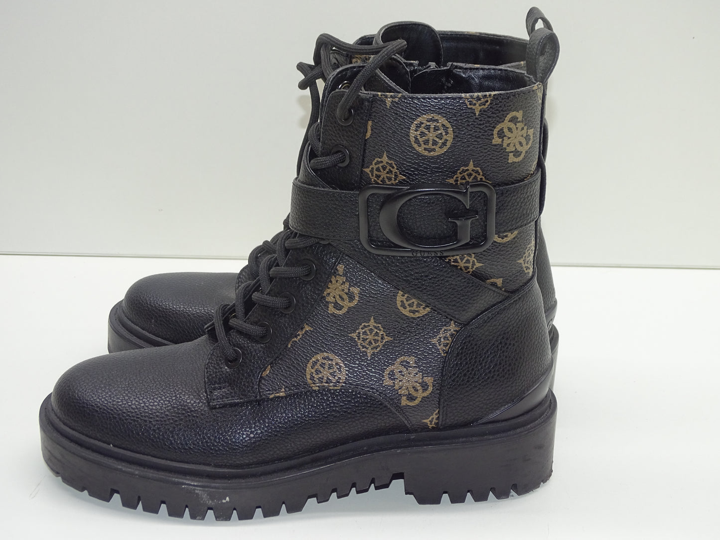 Schoenen / Boots: Guess