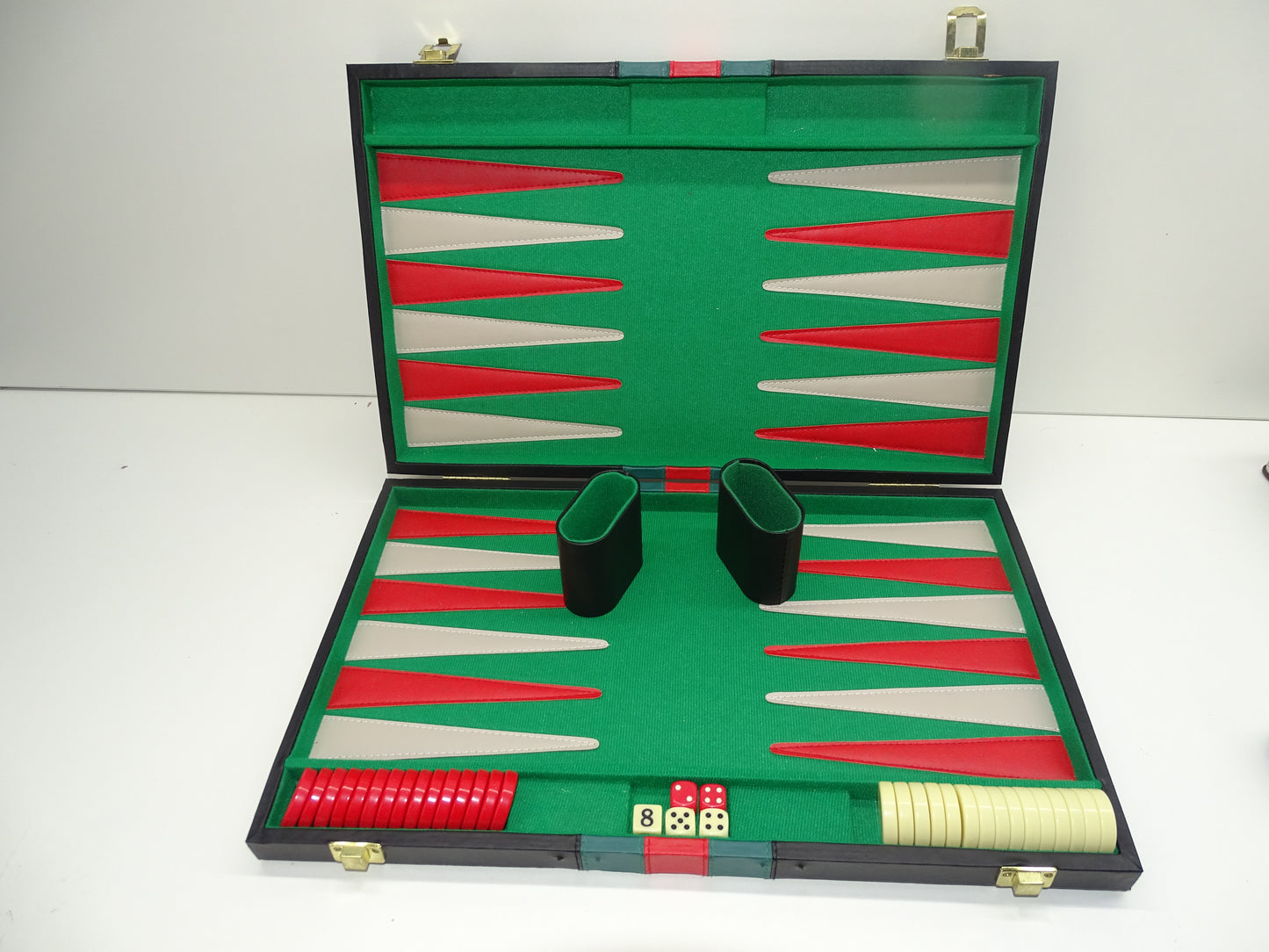 Spelkoffer: Backgammon