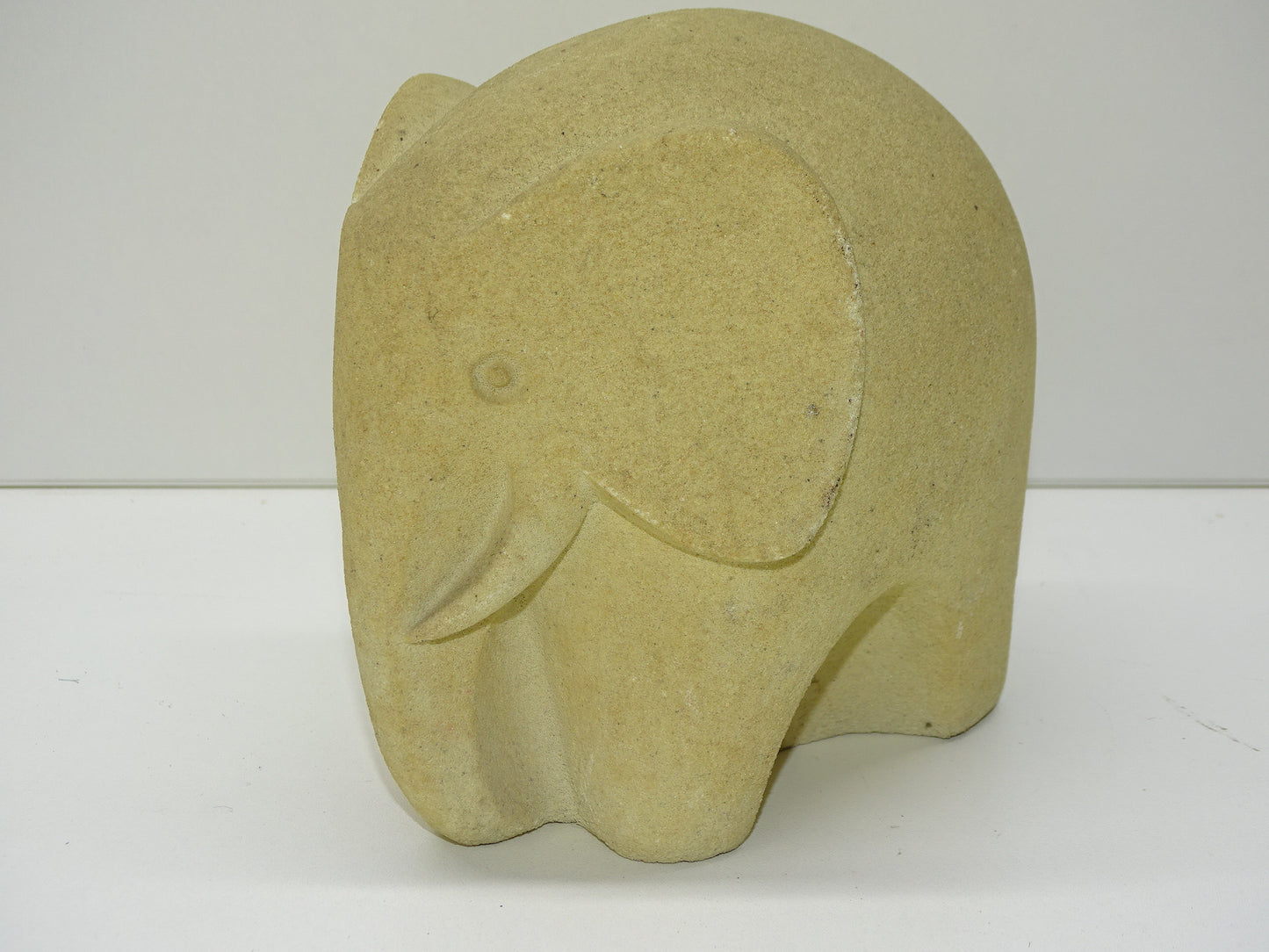 Stenen Olifant: Stone Art, Belgium