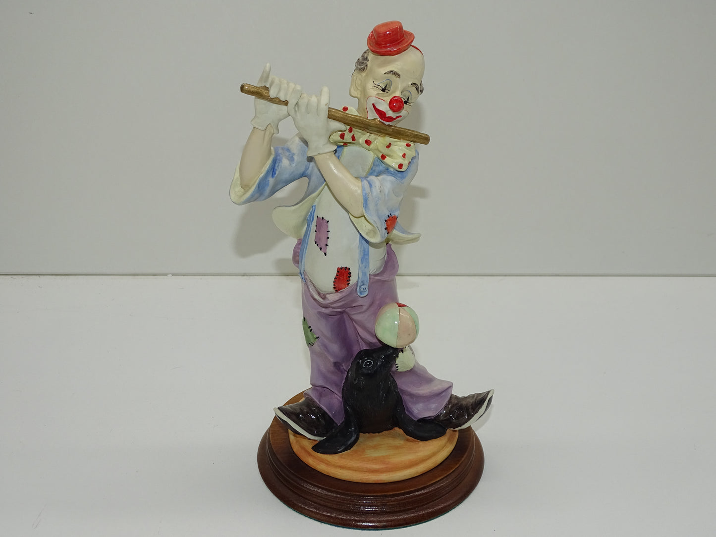 Beeld: Circus Clown, The Leonardo Collection