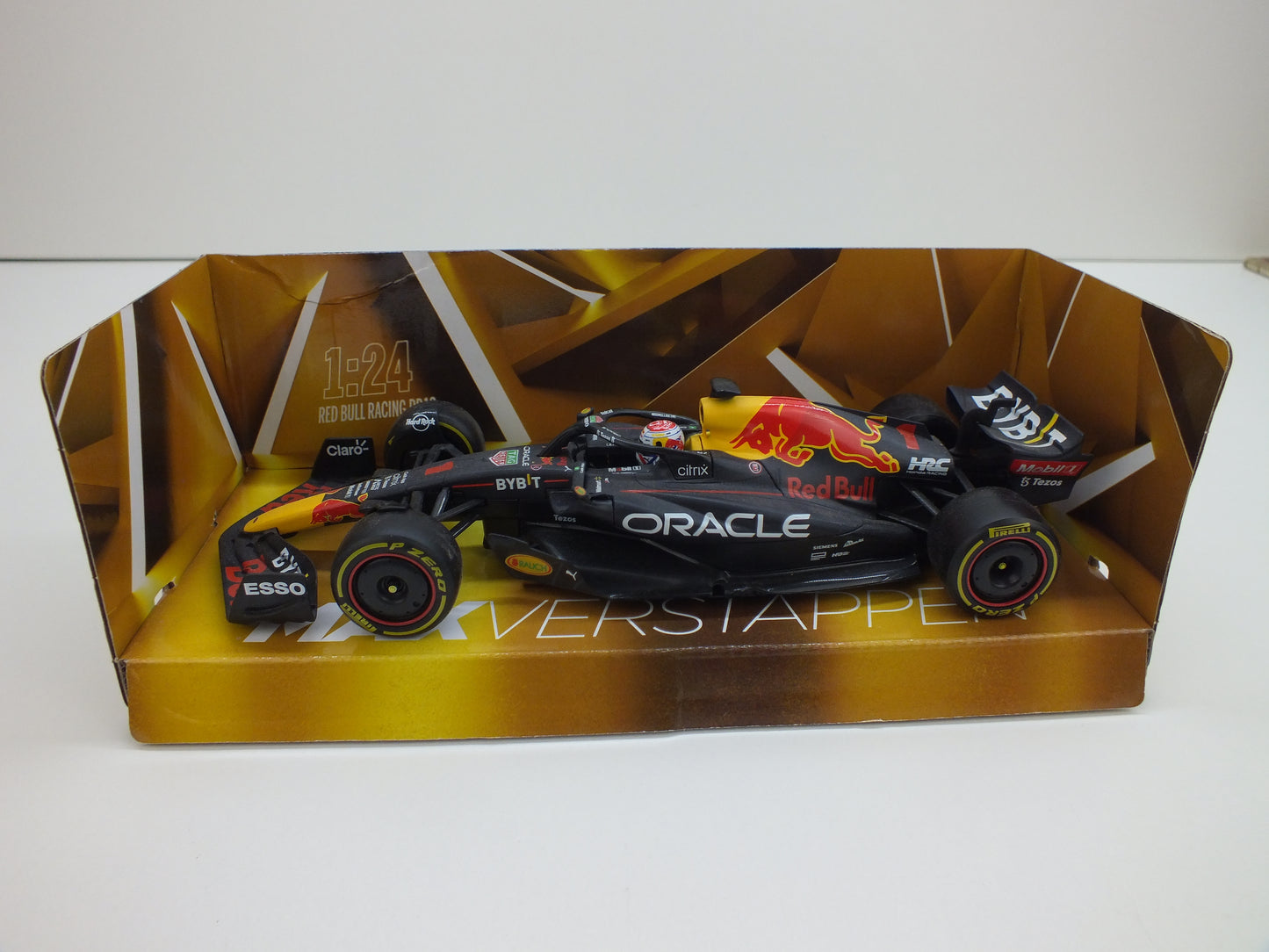 Schaalmodel: Bburago, Max Verstappen, 1:24