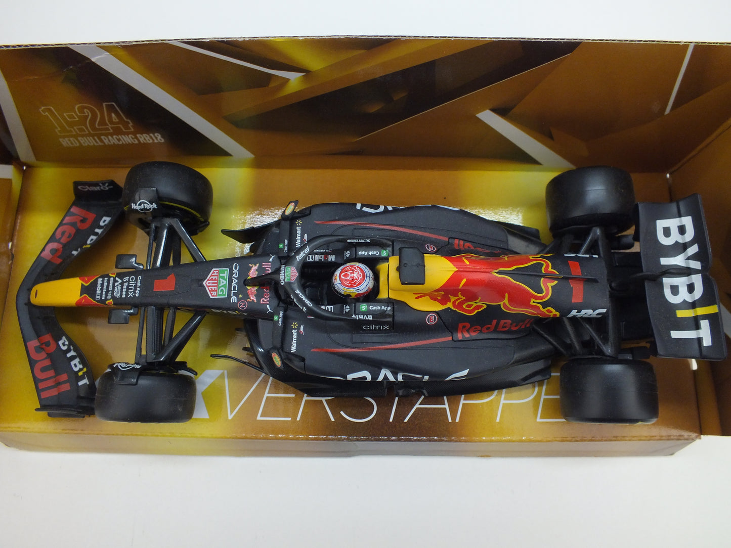 Schaalmodel: Bburago, Max Verstappen, 1:24