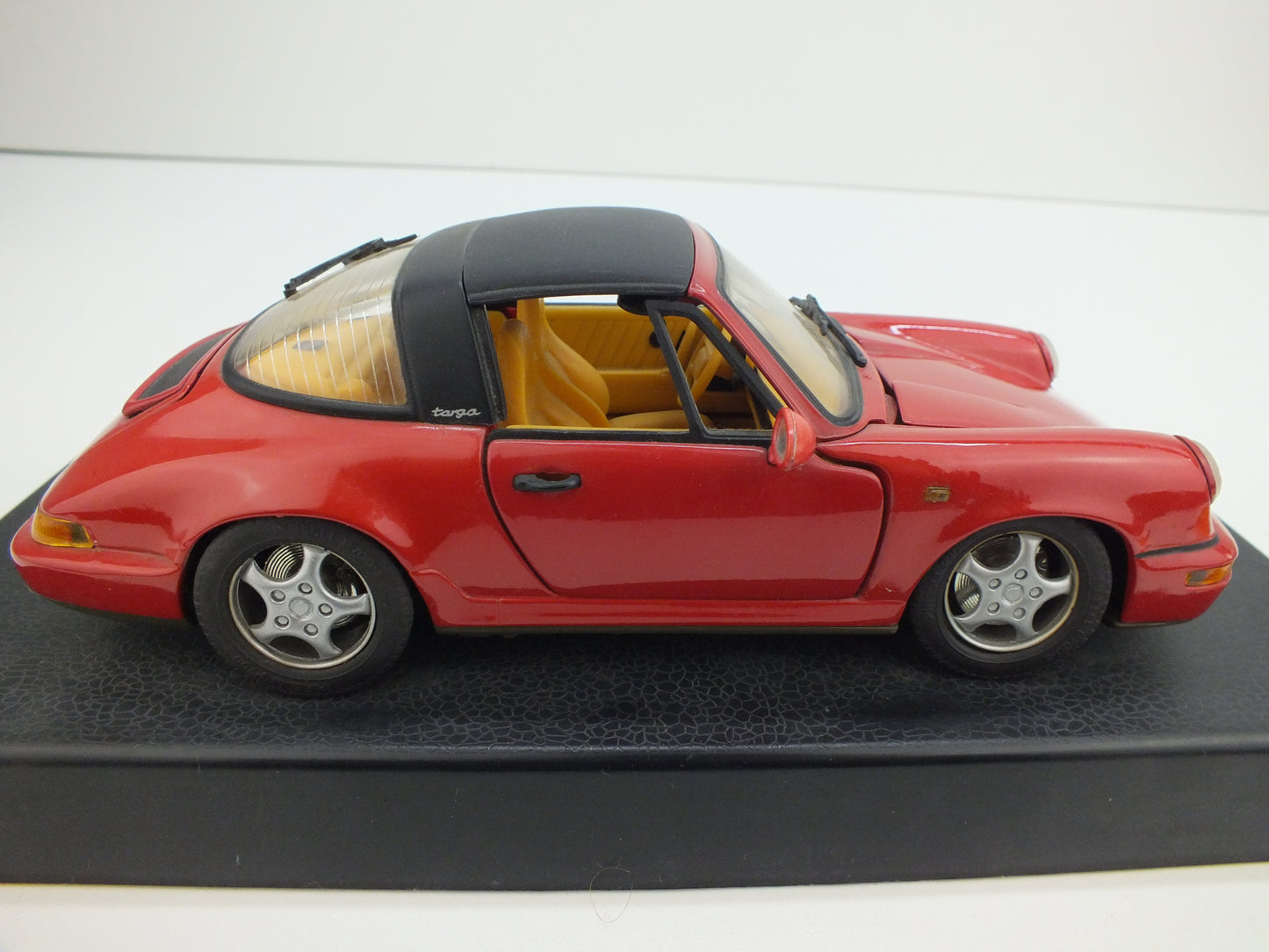 Schaalmodel: Porsche 911 Carrera2 Targa, Anson, 1:18