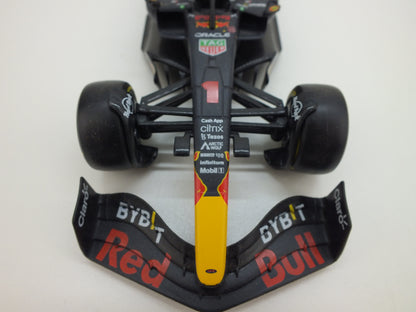 Schaalmodel: Bburago, Max Verstappen, 1:24