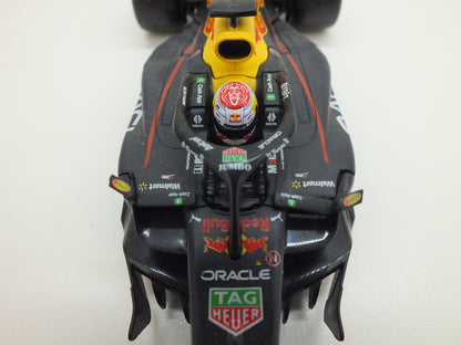 Schaalmodel: Bburago, Max Verstappen, 1:24