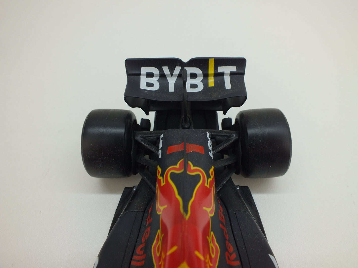 Schaalmodel: Bburago, Max Verstappen, 1:24