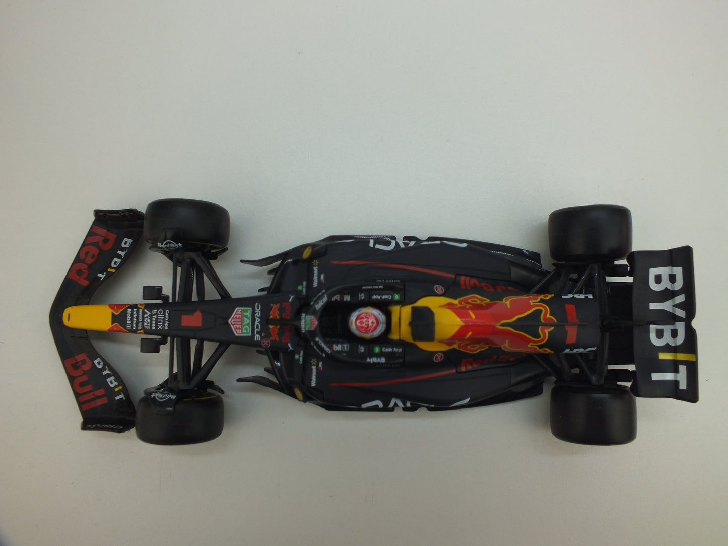 Schaalmodel: Bburago, Max Verstappen, 1:24