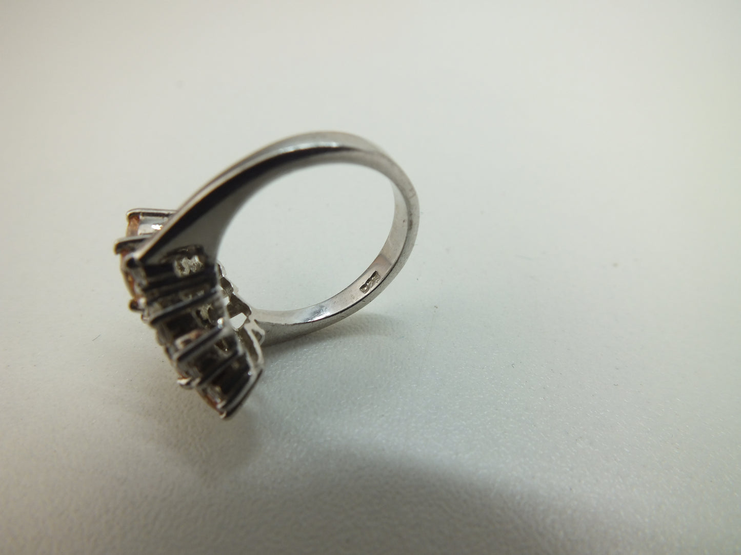 Ring: 925 Zilver, blinkende steentjes