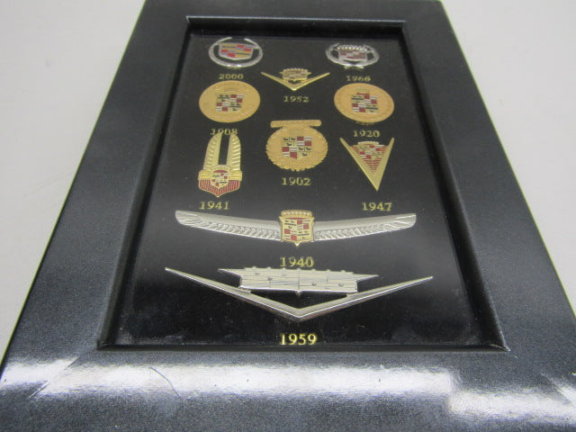 Kader met 10 Cadillac Logo Pins