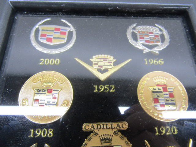 Kader met 10 Cadillac Logo Pins