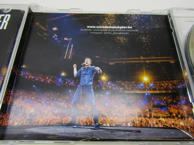 CD+DVD, Niels Destadsbader:  Dertig