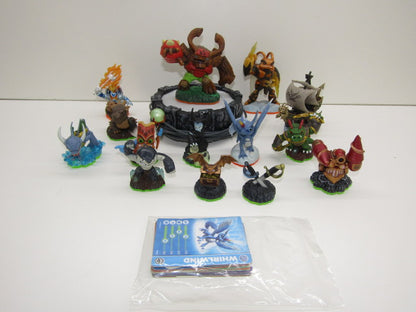 Skylanders Lot 2: Platform Met Kabel, 14 Skylanders