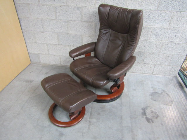 Relaxzetel + Voetbank: Stressless, Ekornes (1)