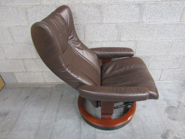 Relaxzetel + Voetbank: Stressless, Ekornes (1)