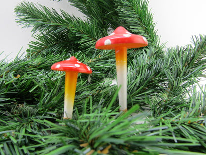 2 Vintage Kerstballen: Paddenstoelen