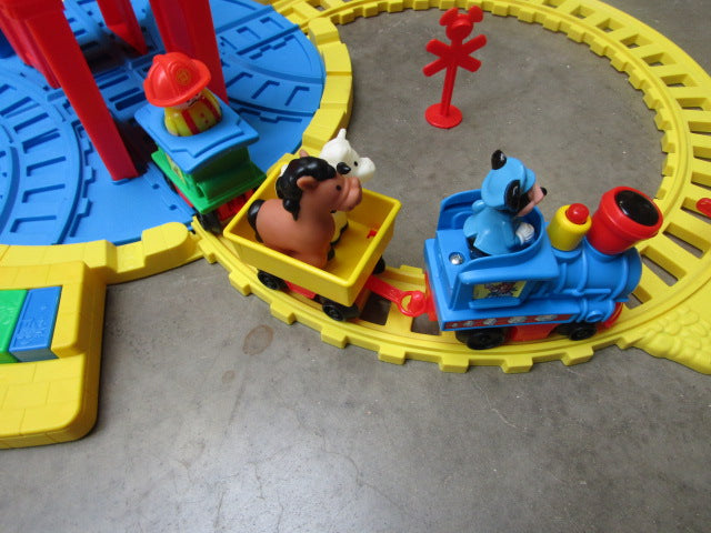 Speelset: Disney, Gemotoriseerd Treinset, Mattel