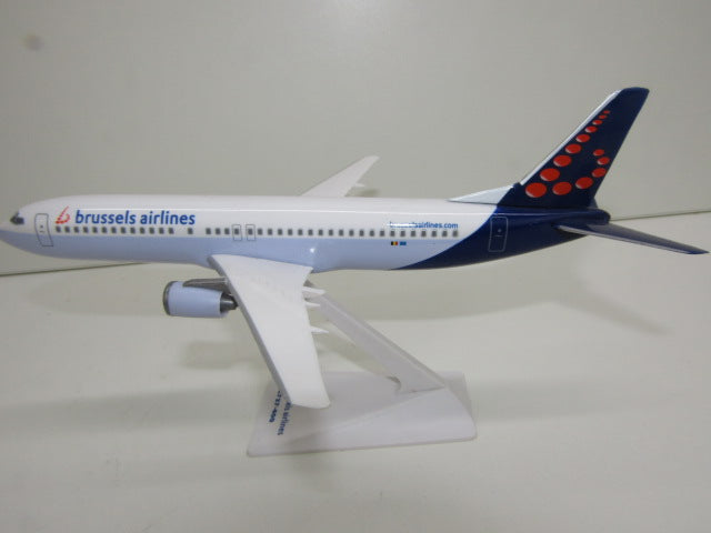 Schaalmodel Vliegtuig: Brussels Airlines, Boeing 737-400