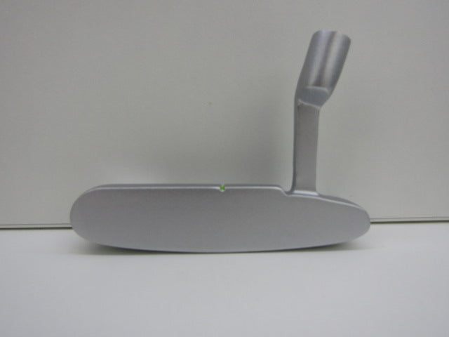 Golf Putter Set: Lexon Studio / René Adda