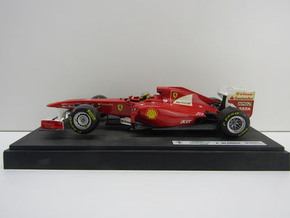 Schaalmodel: Ferrari 150°, 1/18, F. Alonso, Mattel, 2011