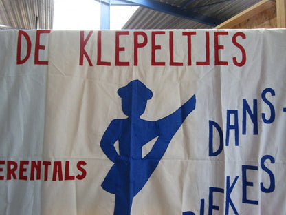 Vlag: Dans Mariekes, De Klepeltjes, Herentals, 1984